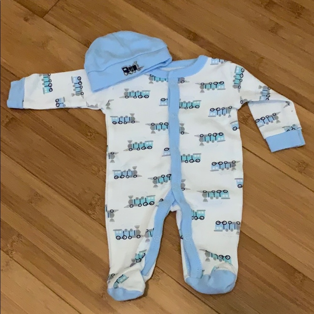 LIKE NEW Preemie Train Footie